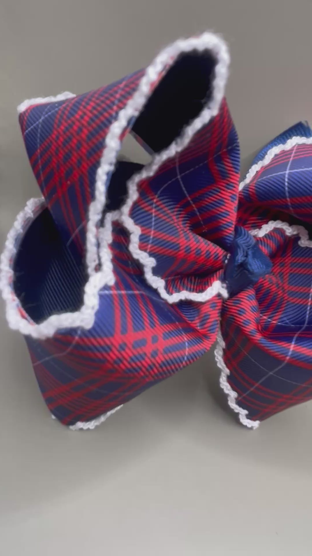 Pretty in Plaid 🎀